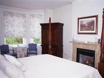 נורפולק Freemason Inn Bed And Breakfast מראה חיצוני תמונה