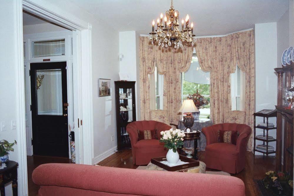 נורפולק Freemason Inn Bed And Breakfast מראה חיצוני תמונה