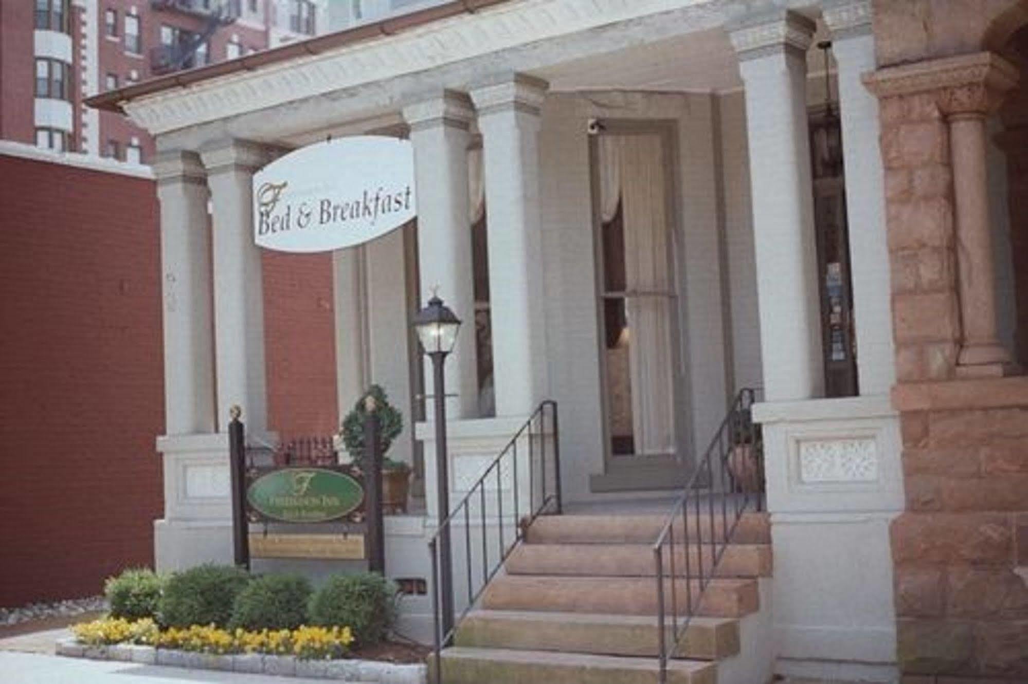 נורפולק Freemason Inn Bed And Breakfast מראה חיצוני תמונה
